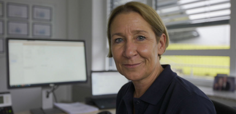 Employee headshot - customer care manager